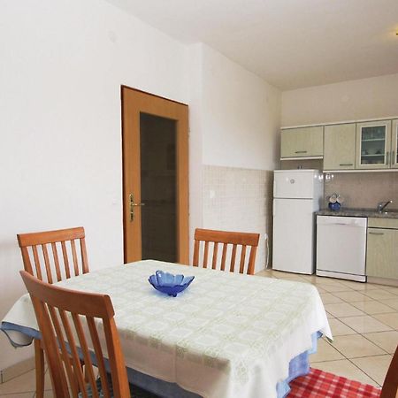 6 Bedroom Nice Home In Segotici Luaran gambar